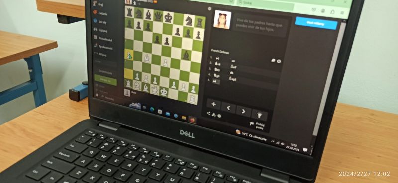 y6