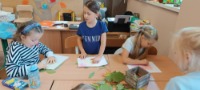 DZIEŃ SPADAJĄCEGO LIŚCIA W ŚWIETLICY
